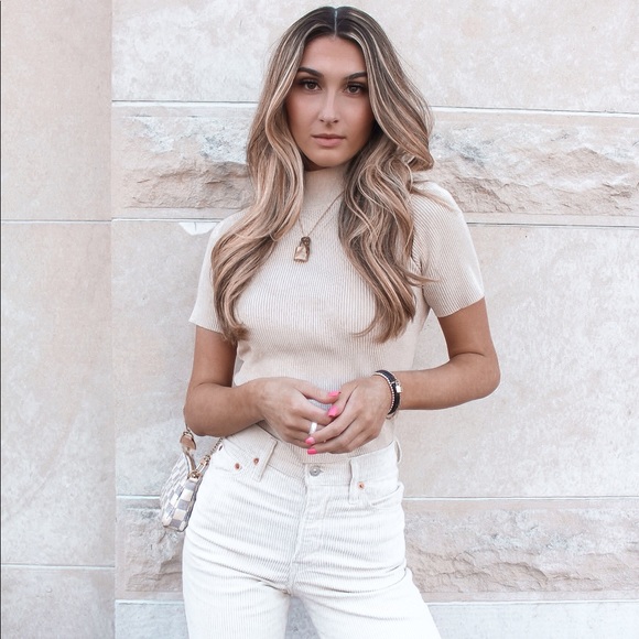 Meet your Posher, Julia - Picture 1 of 3